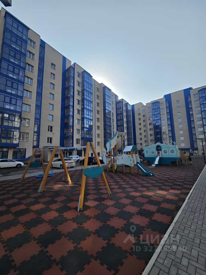 Россия, Республика Хакасия, Абакан, улица Генерала Тихонова, 14, фото 2