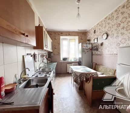 Беларусь, Брест, улица Брестских Дивизий, 22, фото 3
