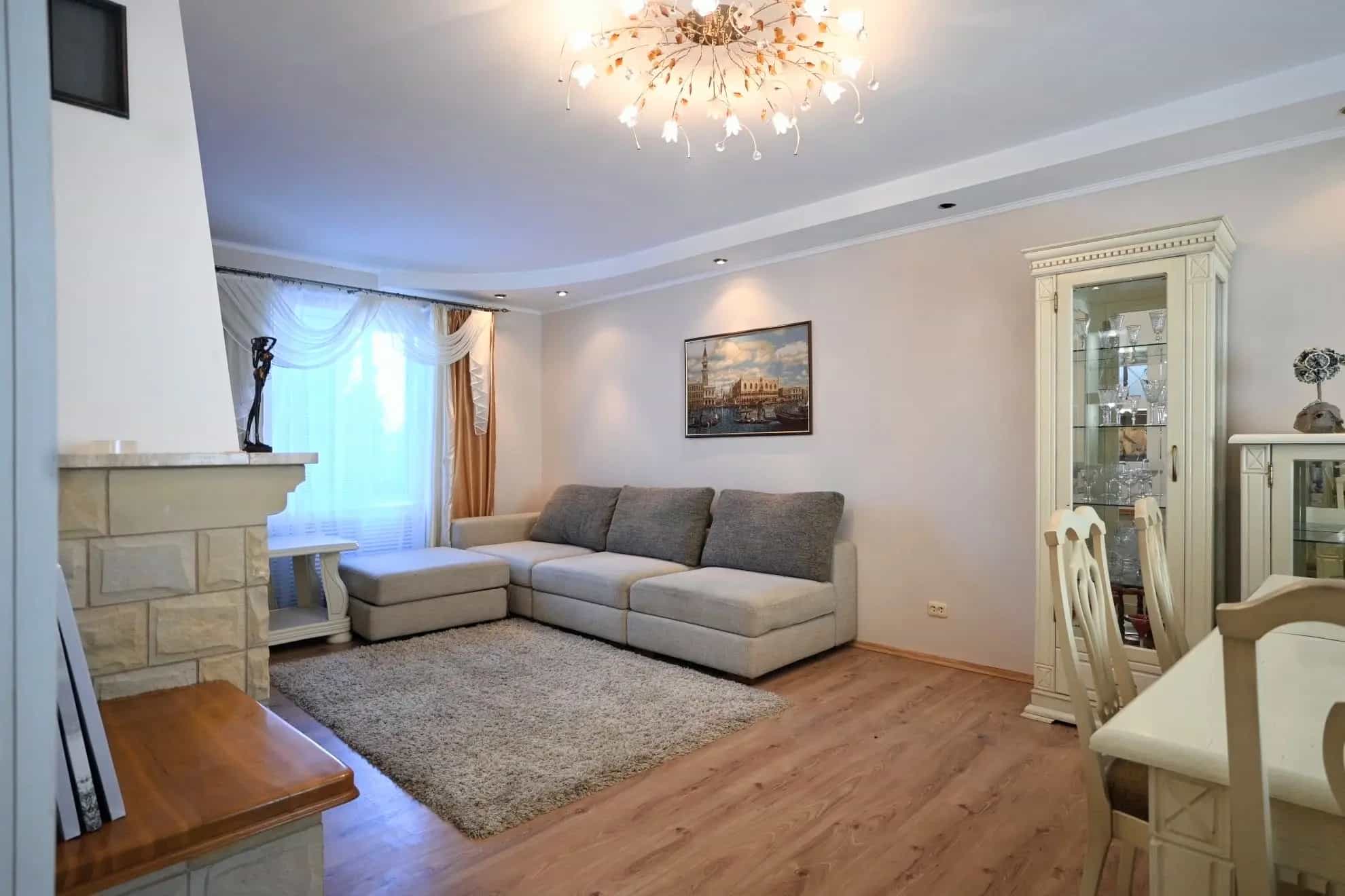 Беларусь, Гродненская область, Сморгонь, Молодёжная улица, 29, фото 9