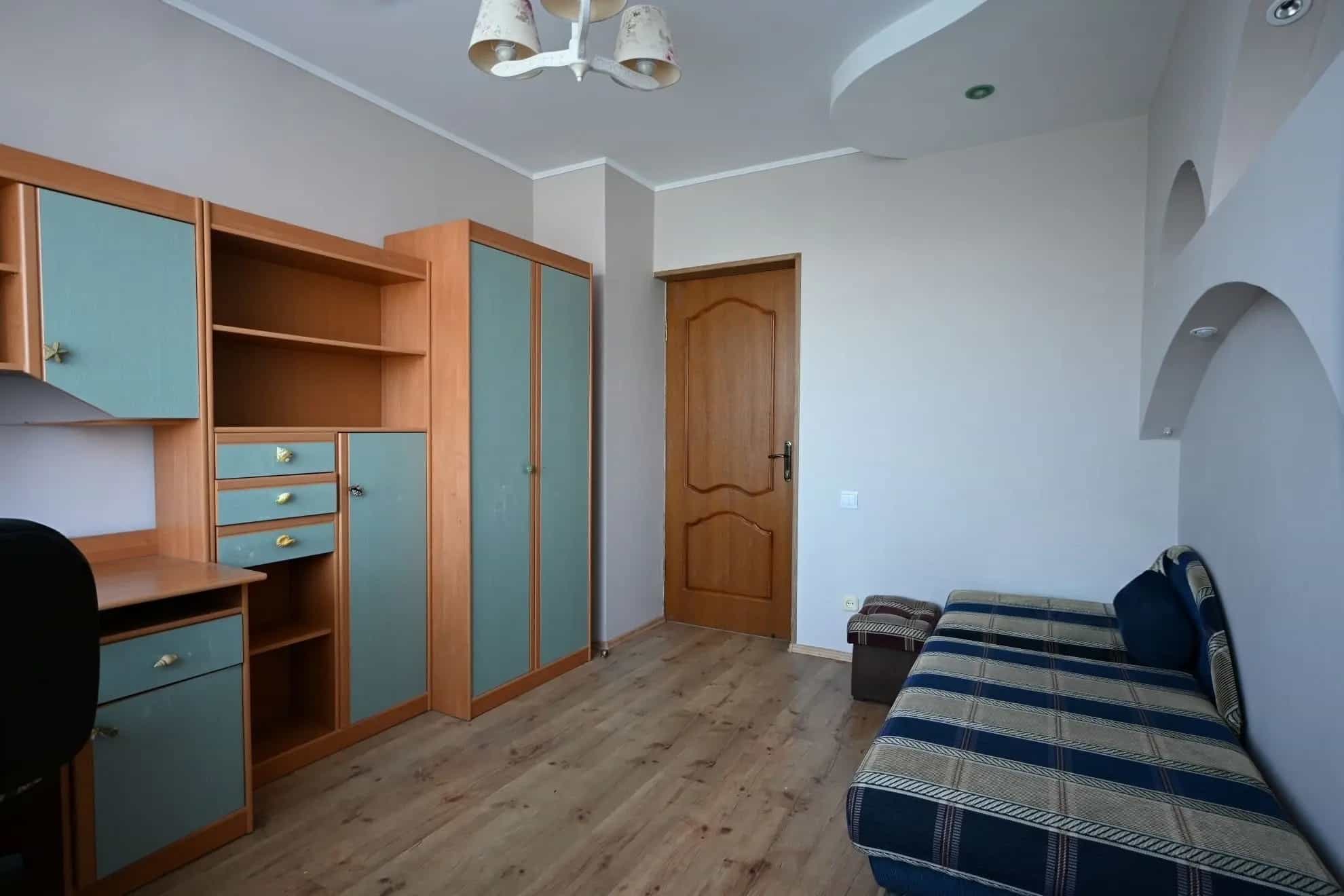 Беларусь, Гродненская область, Сморгонь, Молодёжная улица, 29, фото 24