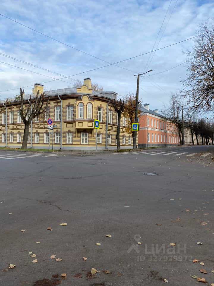 Россия, Великий Новгород, район Торговая сторона, Никольская улица, 9