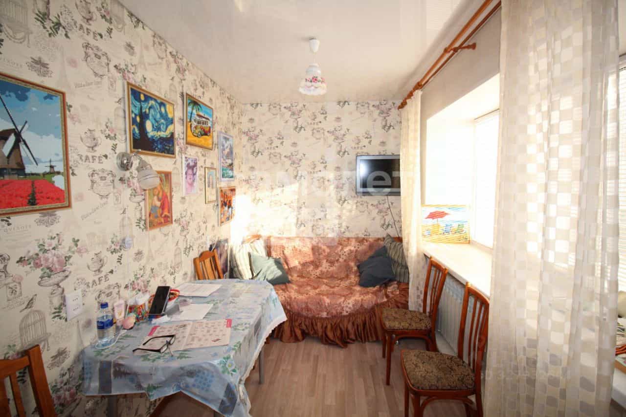 Россия, Архангельская область, Коряжма, проспект Ленина, 4, фото 2