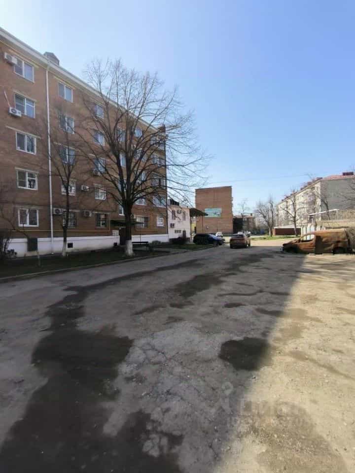 Россия, Республика Адыгея (Адыгея), Тахтамукайский район, посёлок городского типа Яблоновский, улица Гагарина, 131, фото 21