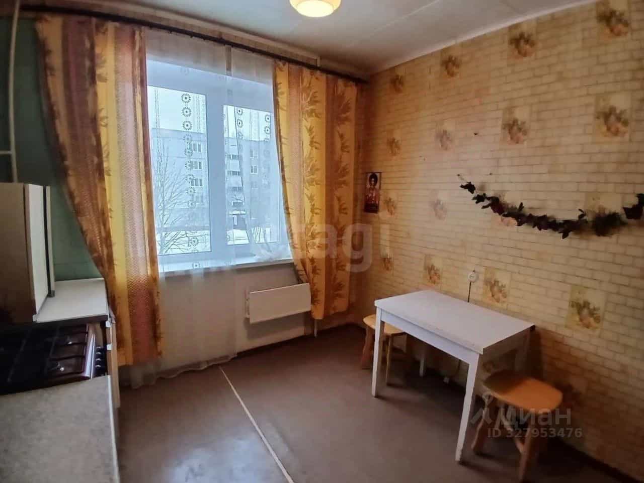 Россия, Смоленская область, Сафоново, 1-й микрорайон, 18, фото 3