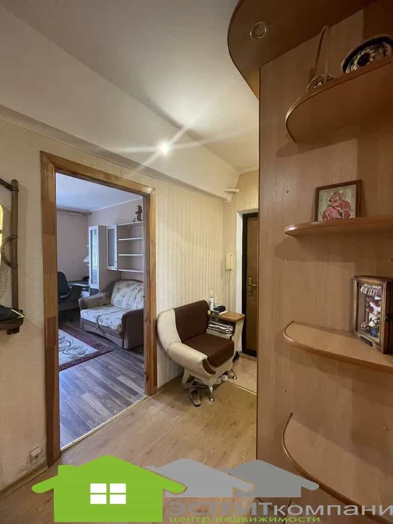 Беларусь, Гродненская область, Новогрудок, улица Ломоносова, 8к2