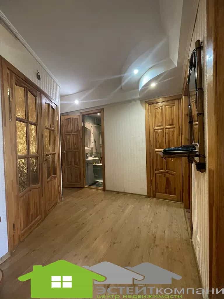 Беларусь, Гродненская область, Новогрудок, улица Ломоносова, 8к2, фото 3