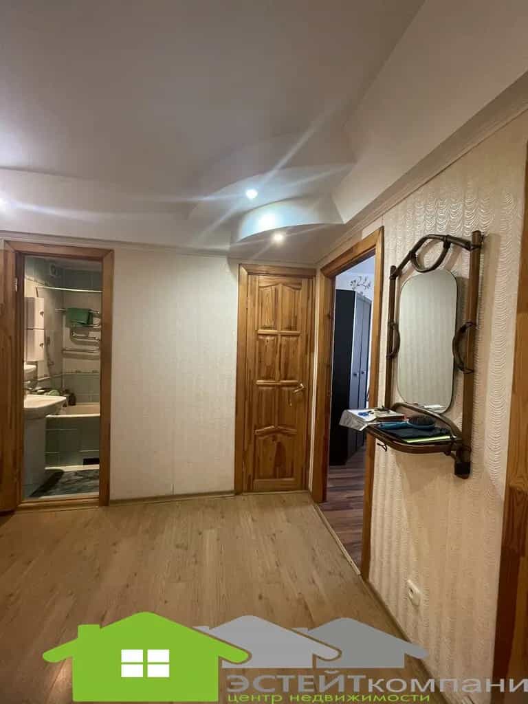 Беларусь, Гродненская область, Новогрудок, улица Ломоносова, 8к2, фото 4