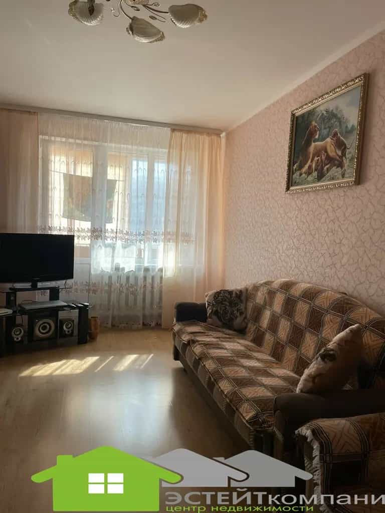 Беларусь, Гродненская область, Новогрудок, улица Ломоносова, 8к2, фото 5
