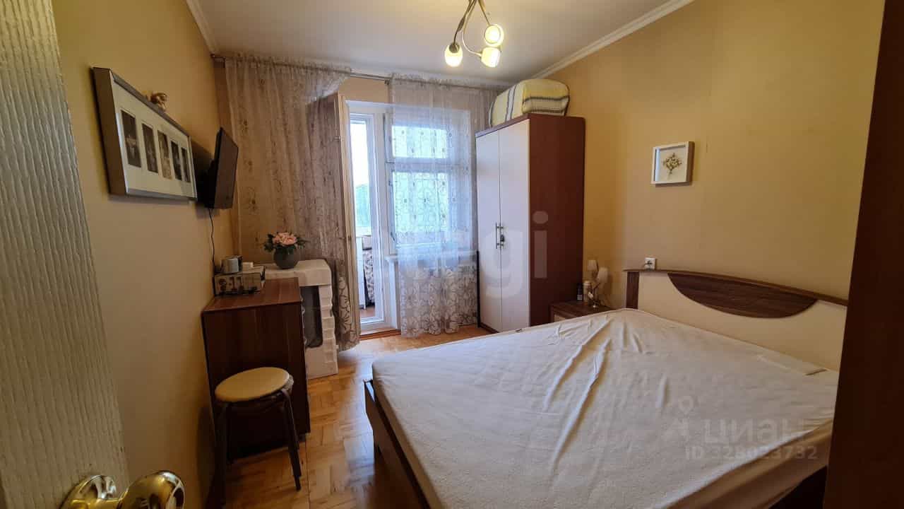 Россия, Удмуртская Республика, Ижевск, улица Холмогорова, 19, фото 9