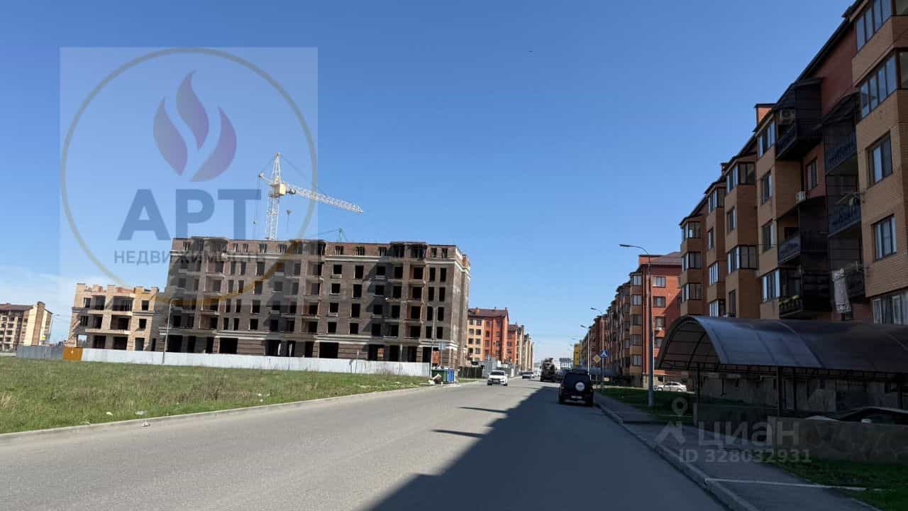 Россия, Республика Северная Осетия — Алания, Владикавказ, проспект Героев Отечества, 8, фото 9