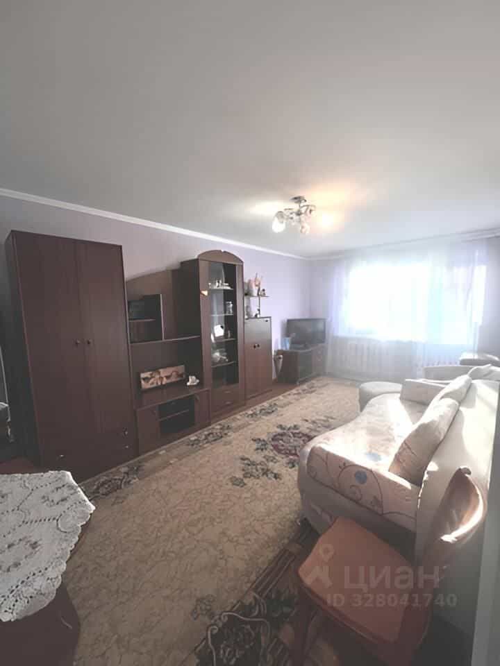 Россия, посёлок городского типа Сокол, улица Гагарина, 11, фото 12