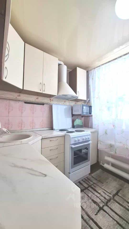 Россия, посёлок городского типа Сокол, улица Гагарина, 6, фото 3