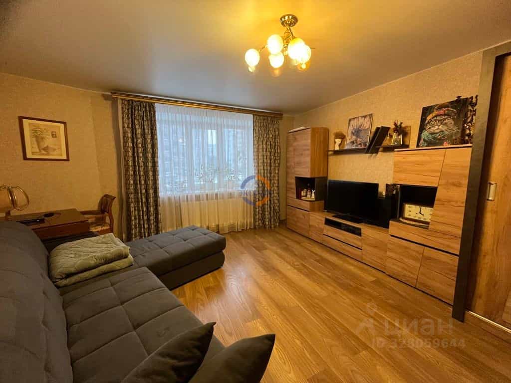 Россия, Великий Новгород, проспект Александра Корсунова, 42к2, фото 3