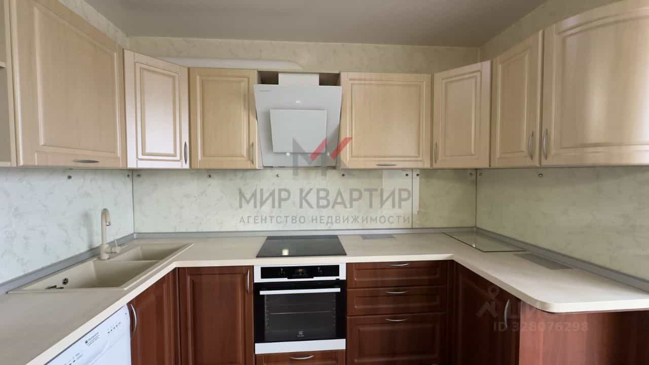 Россия, Республика Хакасия, Абакан, улица Лермонтова, 18, фото 4