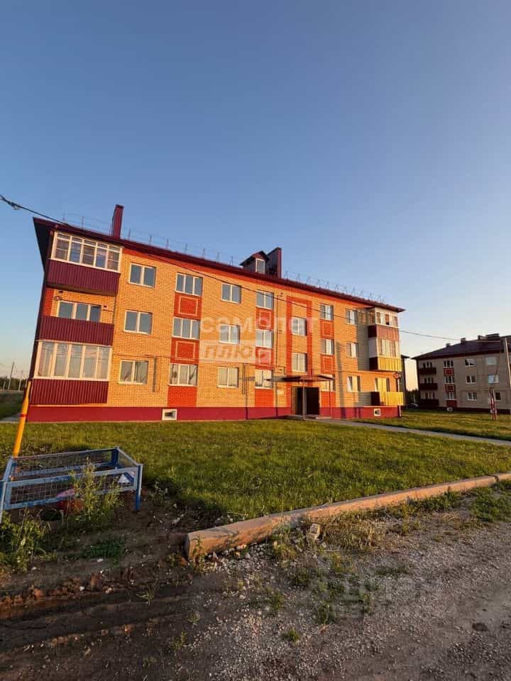Россия, Липецкая область, Задонск, улица Сергея Есенина, 2, фото 2