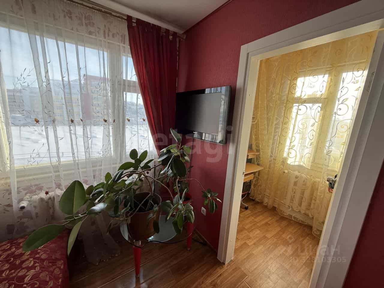 Россия, Ямало-Ненецкий автономный округ, Салехард, улица Чубынина, 24, фото 8