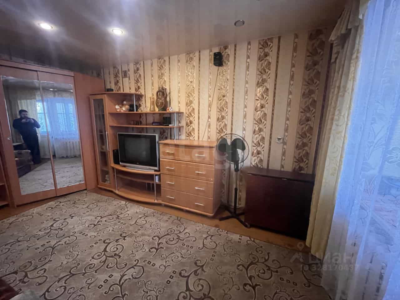 Россия, Республика Коми, муниципальный район Усть-Вымский, Микунь, улица Ленина, 19А, фото 3