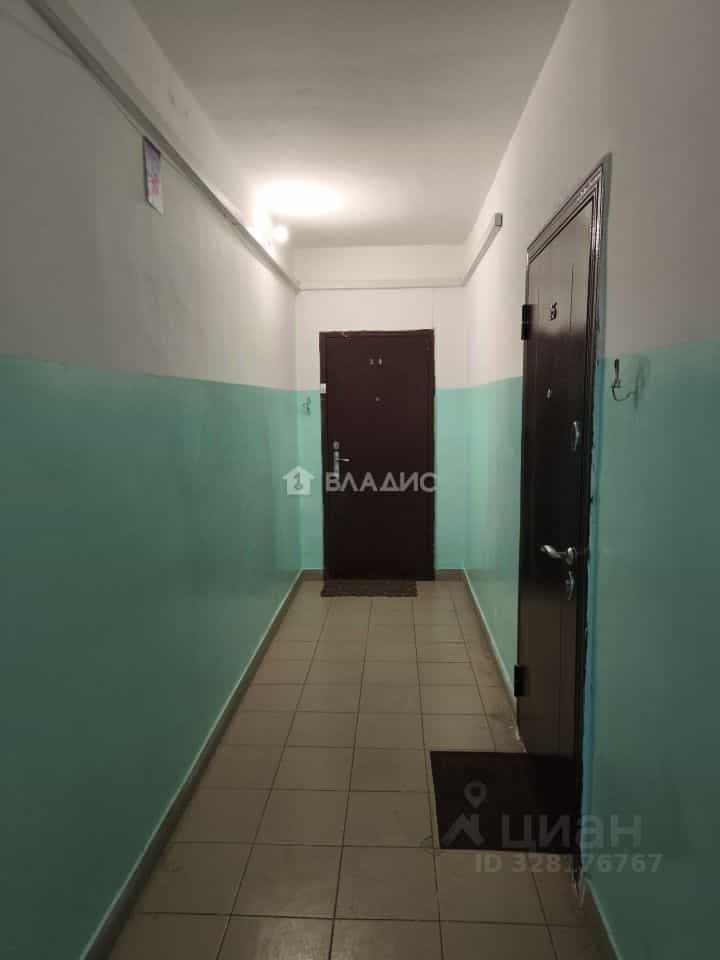 Россия, Республика Бурятия, Улан-Удэ, 111-й микрорайон, 13А, фото 11