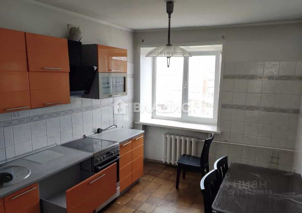 Россия, Республика Бурятия, Улан-Удэ, улица Лимонова, 12, фото 5