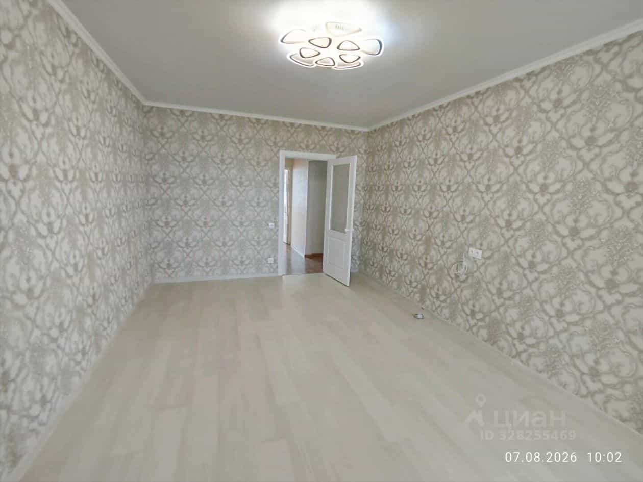 Россия, Орёл, улица Емлютина, 14