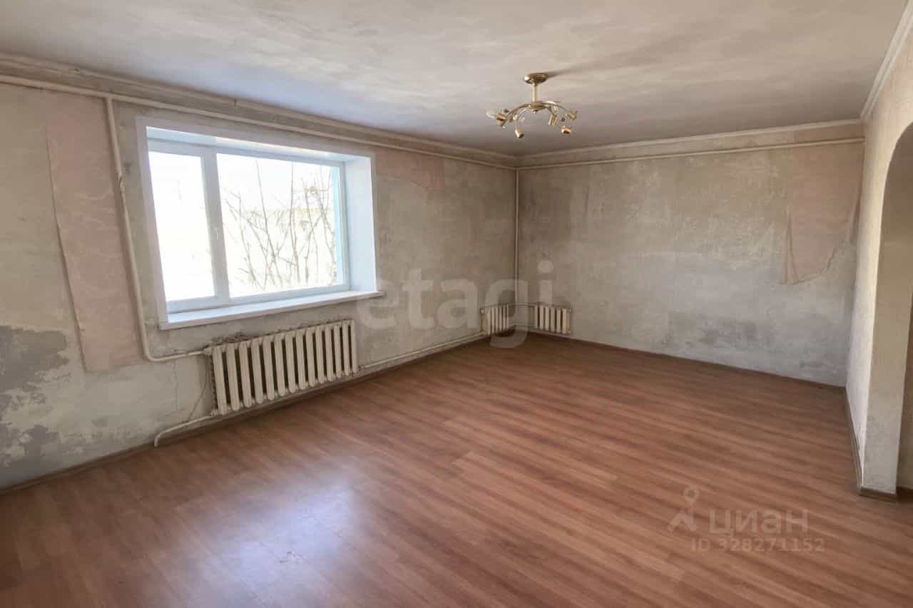 Россия, Костромская область, Мантурово, улица Островского, 12, фото 3