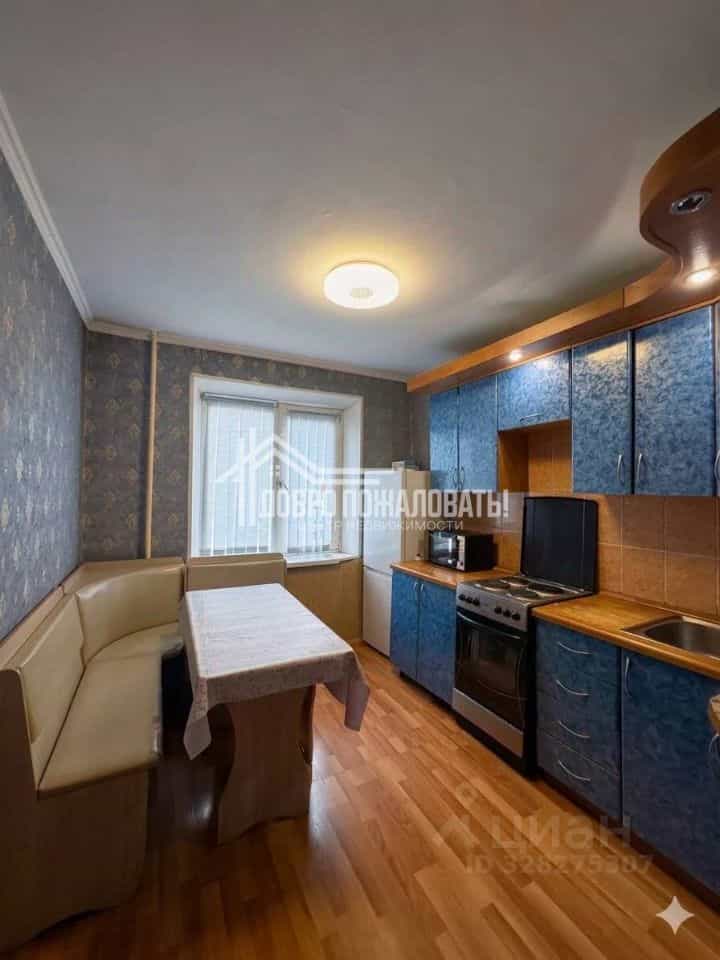 Россия, Республика Хакасия, Абакан, улица Маршала Жукова, 3, фото 5