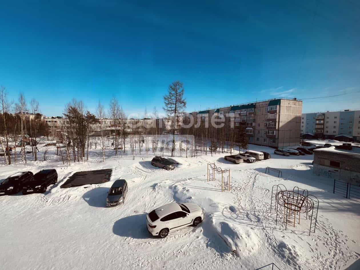 Россия, Ямало-Ненецкий автономный округ, Ноябрьск, улица Ленина, 67, фото 25
