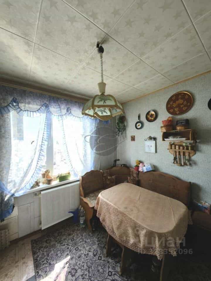 Россия, Камчатский край, Петропавловск-Камчатский, улица Академика Курчатова, 27, фото 11