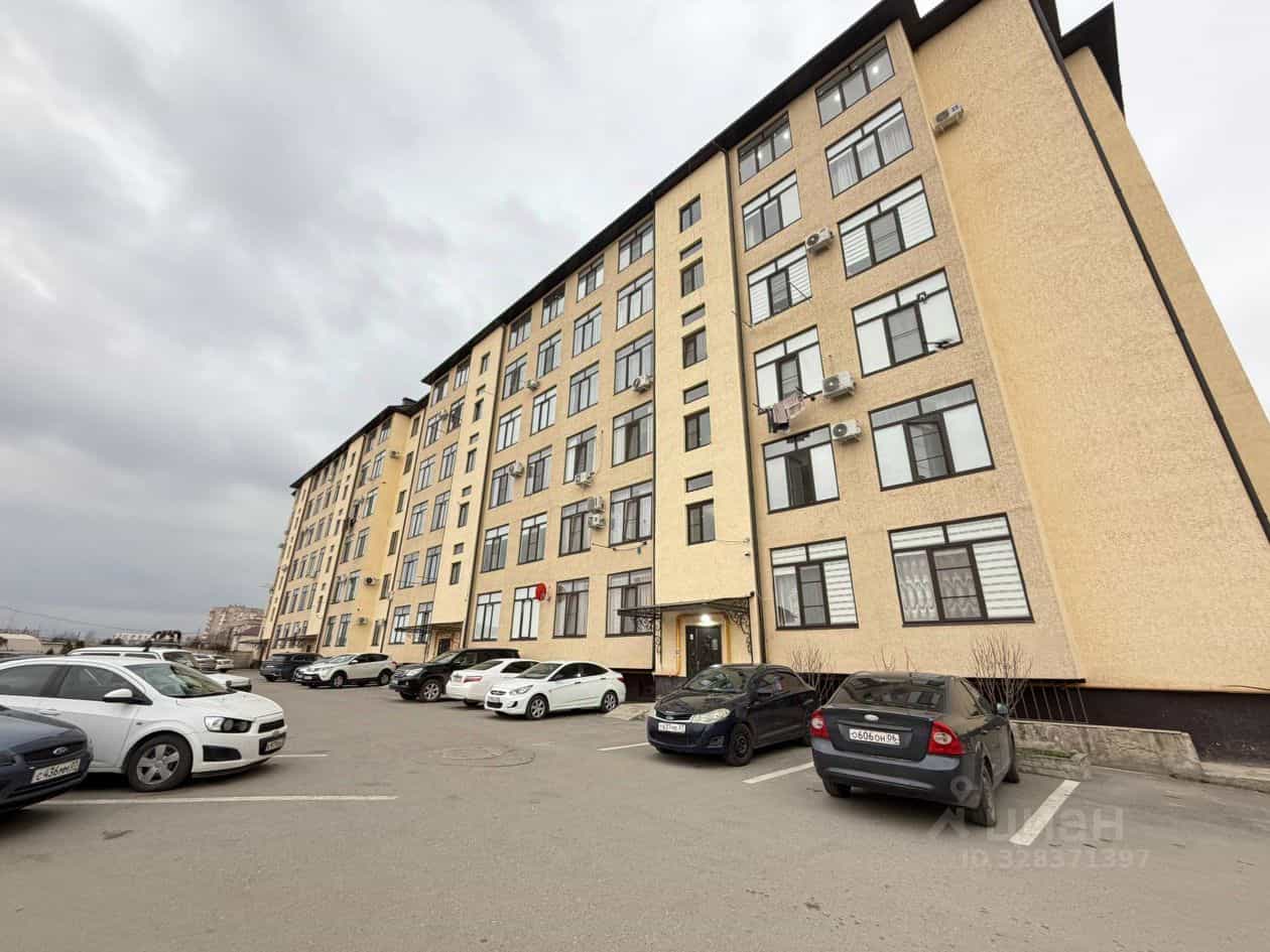 Россия, Кабардино-Балкарская Республика, Нальчик, улица Мовсисяна, 4, фото 19