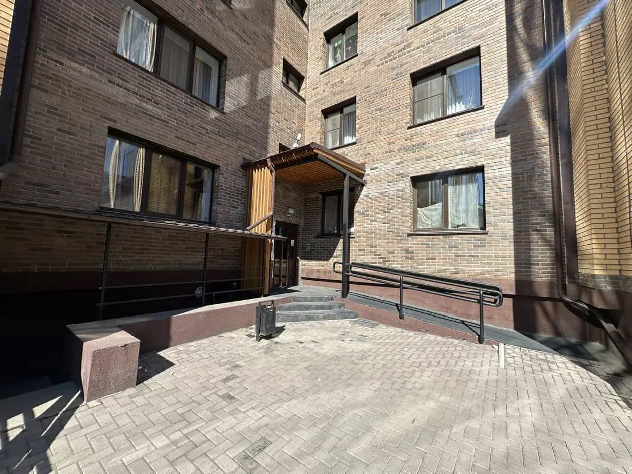 Россия, Республика Хакасия, Абакан, улица Арбан, 18, фото 19