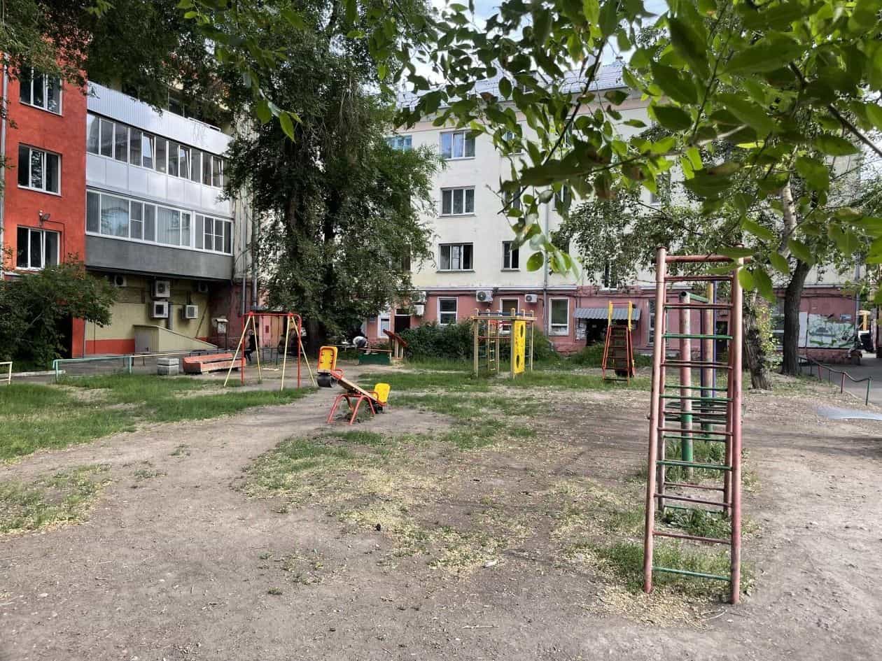 Россия, Республика Хакасия, Абакан, улица Вяткина, 27, фото 11