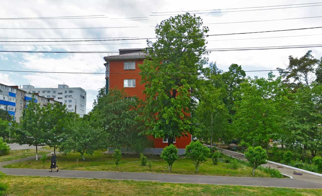 Россия, Республика Адыгея (Адыгея), Майкоп, улица 8 Марта, 19, фото 6