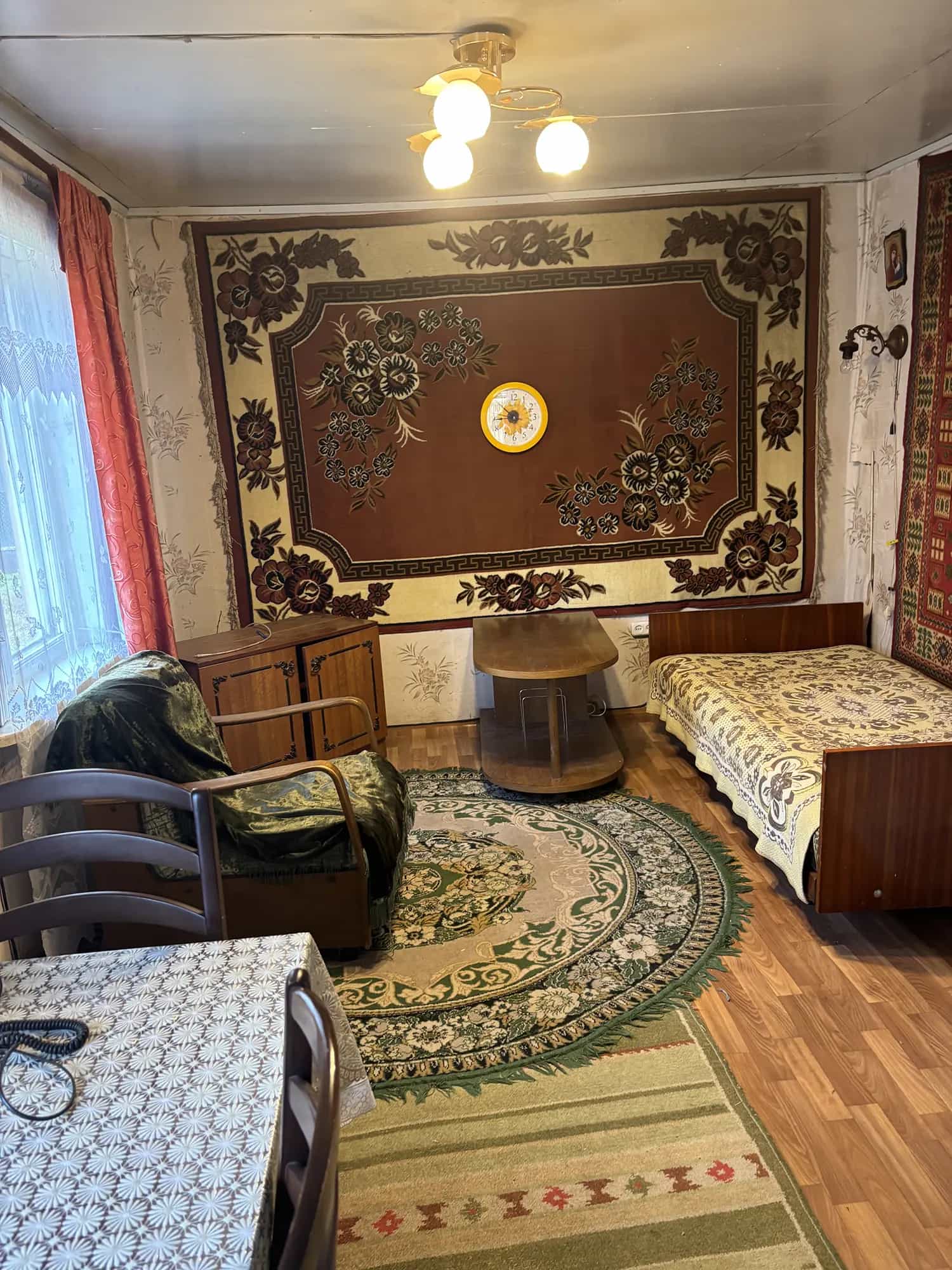 Беларусь, Минская область, Пуховичский район, Руденский сельсовет, городской посёлок Руденск, Советская улица, 2, фото 10