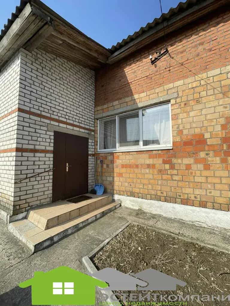 Беларусь, Гродненская область, Новогрудок, улица Горбатова, 10, фото 2