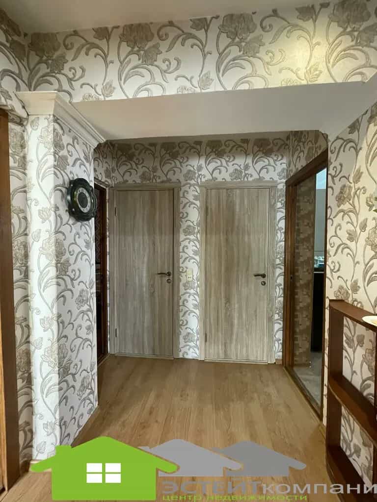 Беларусь, Гродненская область, Новогрудок, улица Горбатова, 10, фото 7