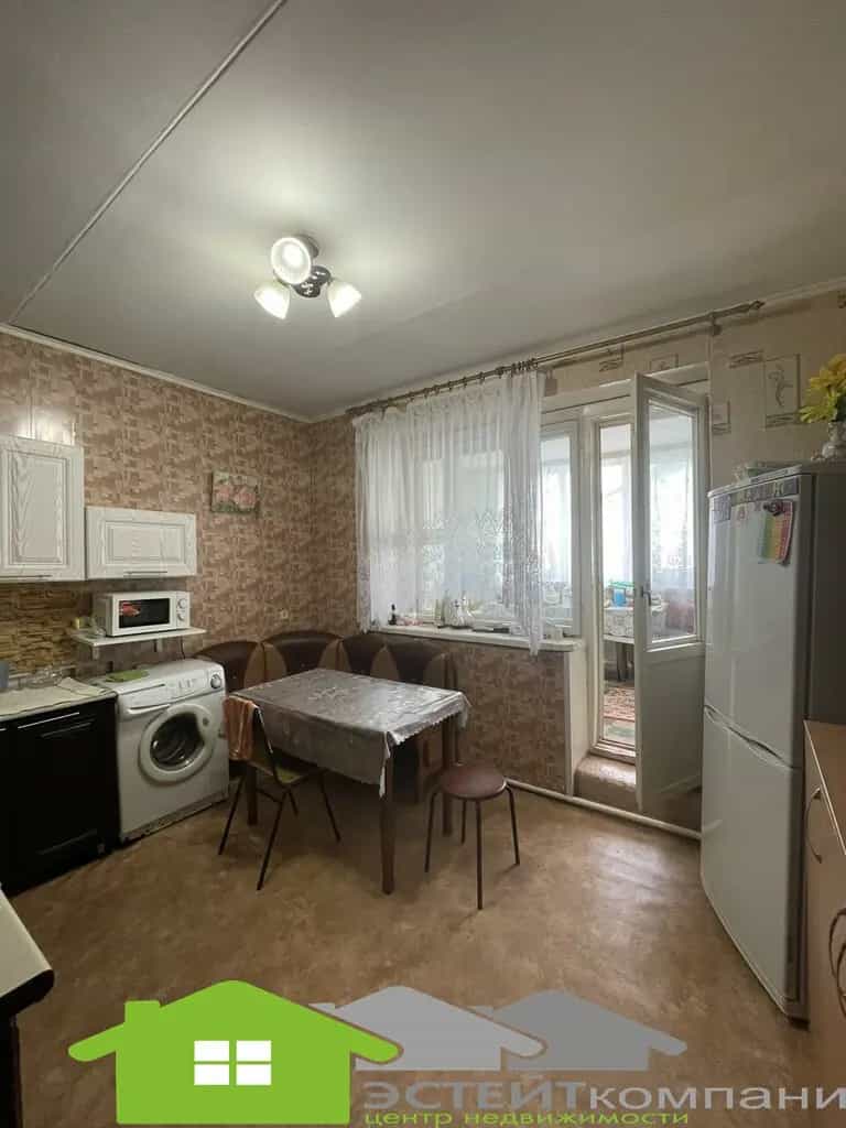 Беларусь, Гродненская область, Новогрудок, улица Горбатова, 10, фото 9