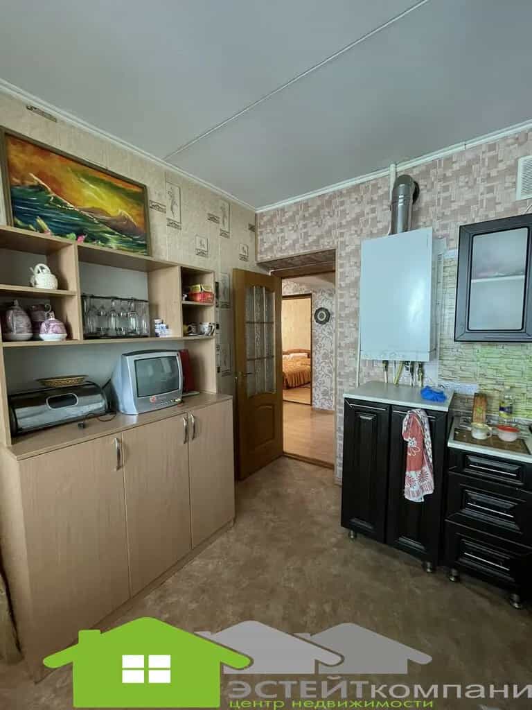 Беларусь, Гродненская область, Новогрудок, улица Горбатова, 10, фото 10