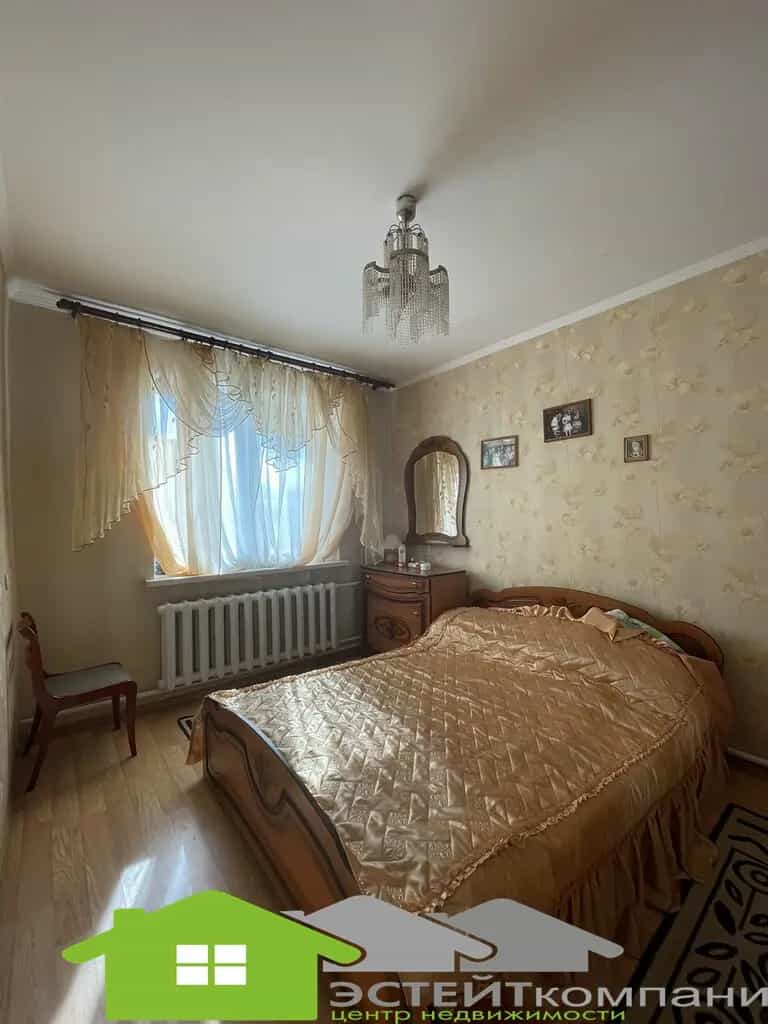 Беларусь, Гродненская область, Новогрудок, улица Горбатова, 10, фото 11
