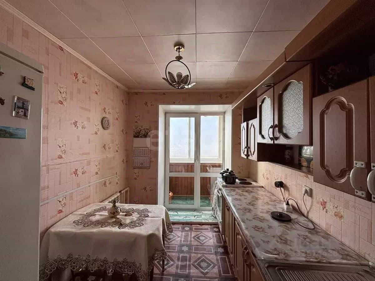 Россия, Тюмень, улица Молодогвардейцев, 81, фото 12