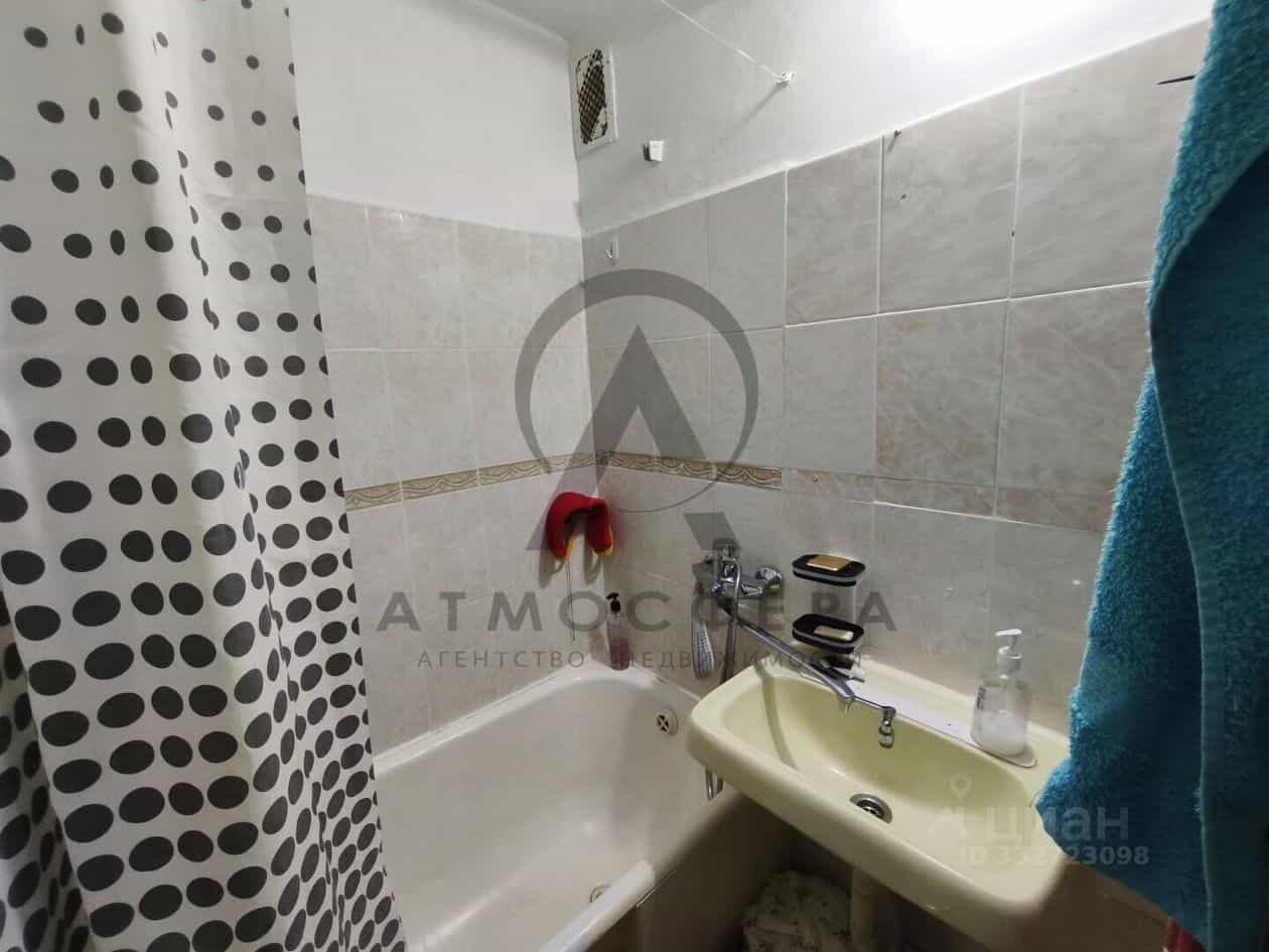 Россия, Краснодарский край, Туапсе, улица Адмирала Макарова, 33, фото 9