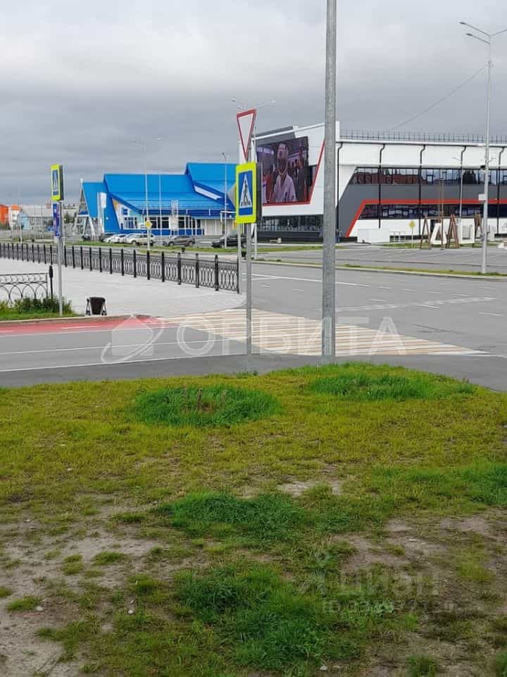 Россия, Ямало-Ненецкий автономный округ, Пуровский район, Тарко-Сале, микрорайон Геолог, 24, фото 20