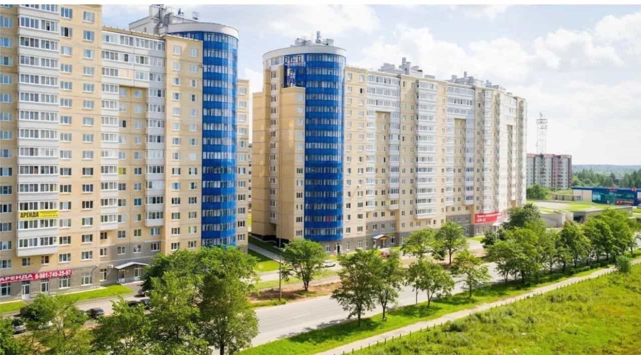 Россия, Ленинградская область, Кириши, Волховская набережная, 52