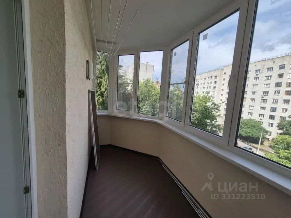 Россия, Курск, улица Челюскинцев, 17, фото 11
