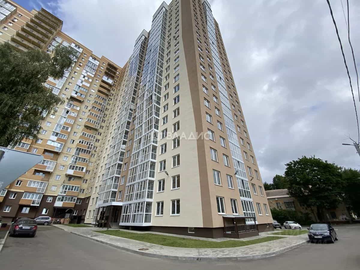 Россия, Калуга, улица Пухова, 58