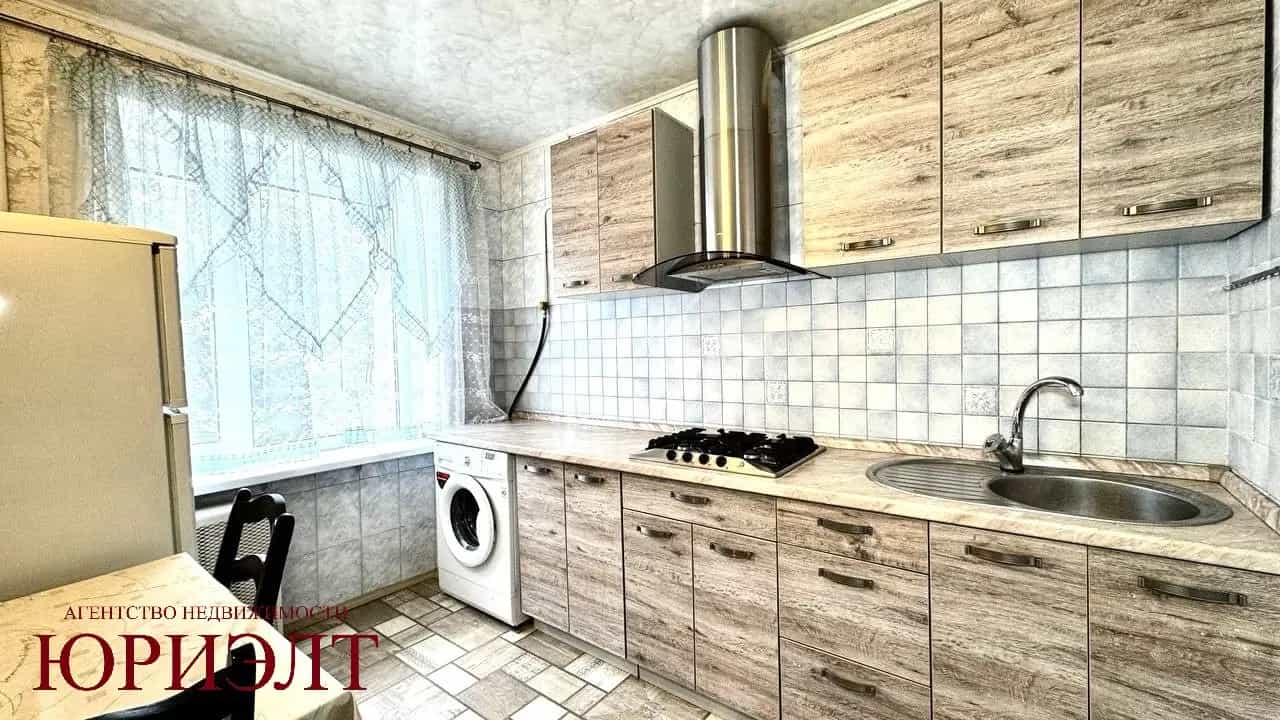 Беларусь, Минская область, Жодино, улица 50 лет Октября, 11, фото 5