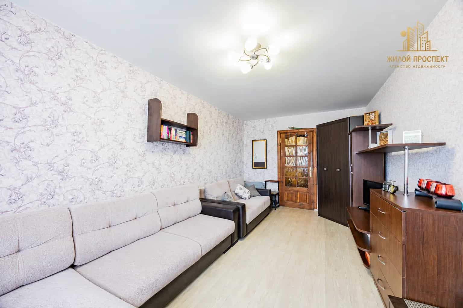Беларусь, Минск, улица Сергея Есенина, 11