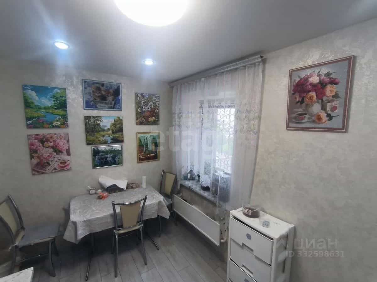 Россия, Красноярск, Ульяновский проспект, 22Б, фото 11
