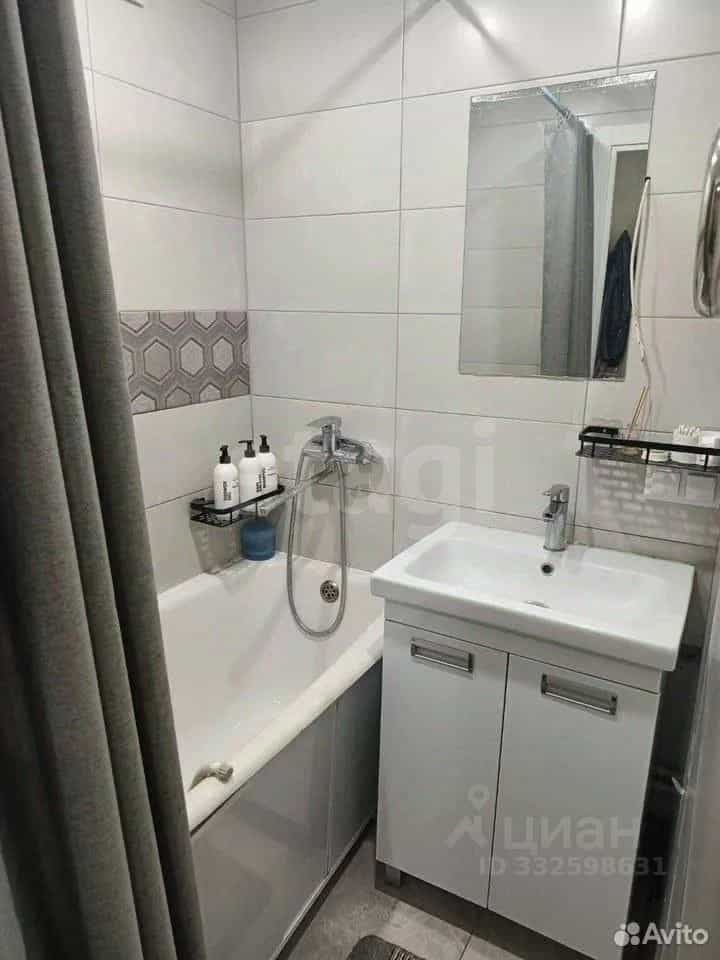 Россия, Красноярск, Ульяновский проспект, 22Б, фото 12