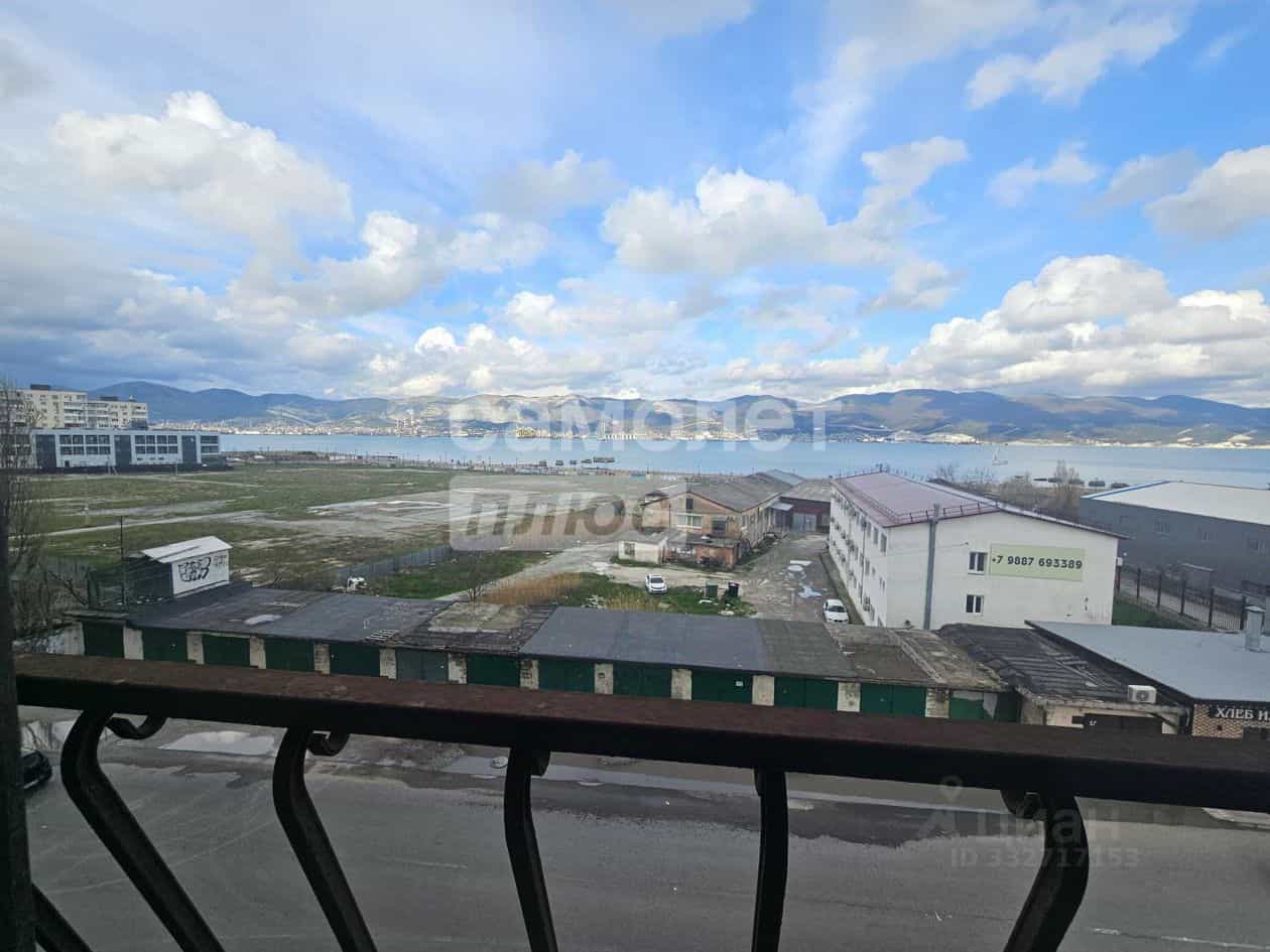 Россия, Краснодарский край, Новороссийск, Суворовская улица, 71, фото 10