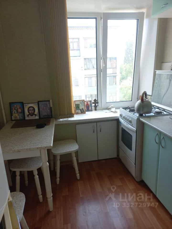 Россия, Самарская область, Тольятти, улица Мира, 112, фото 3